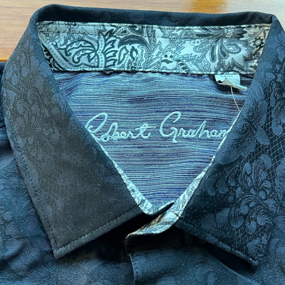 Robert Graham Mens Shirt Bayview XL Black Short Sleeve Printed Classic NWT $178 - Picture 3 of 5